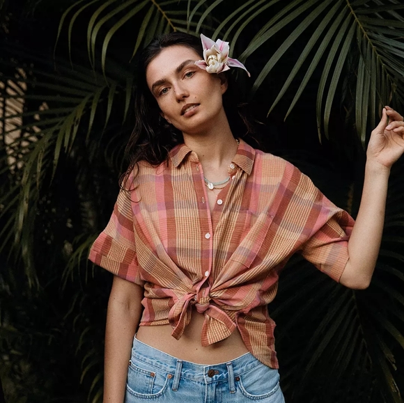 Daily Shirt - Picture 3 of 9